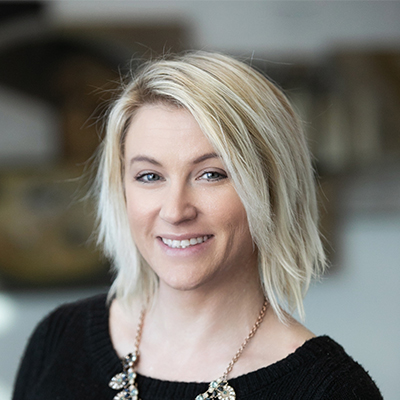 Amelia-Paro-400×400